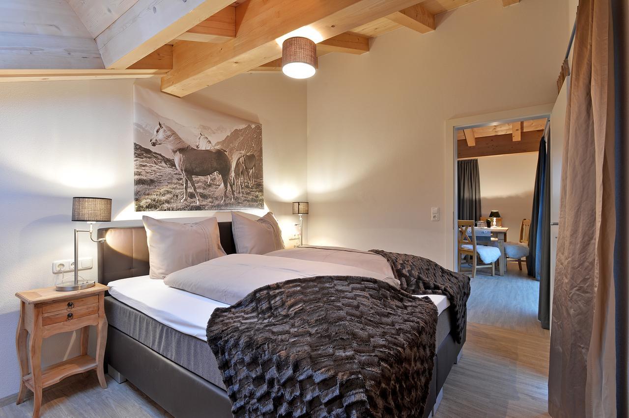 Narzenhof Wellness Chalets, Familien & Luxus Apartments Am Bauernhof St. Johann in Tirol Extérieur photo