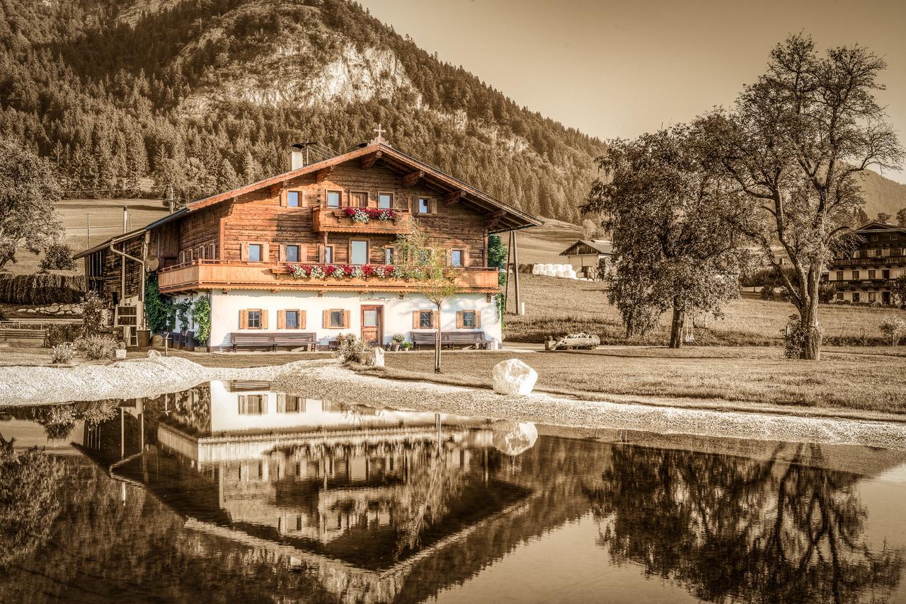 Narzenhof Wellness Chalets, Familien & Luxus Apartments Am Bauernhof St. Johann in Tirol Extérieur photo